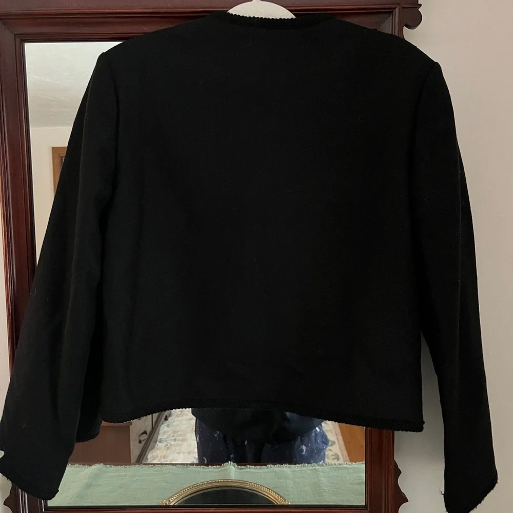 Pendleton Black Blazer with Button Detail - Picture 4 of 4